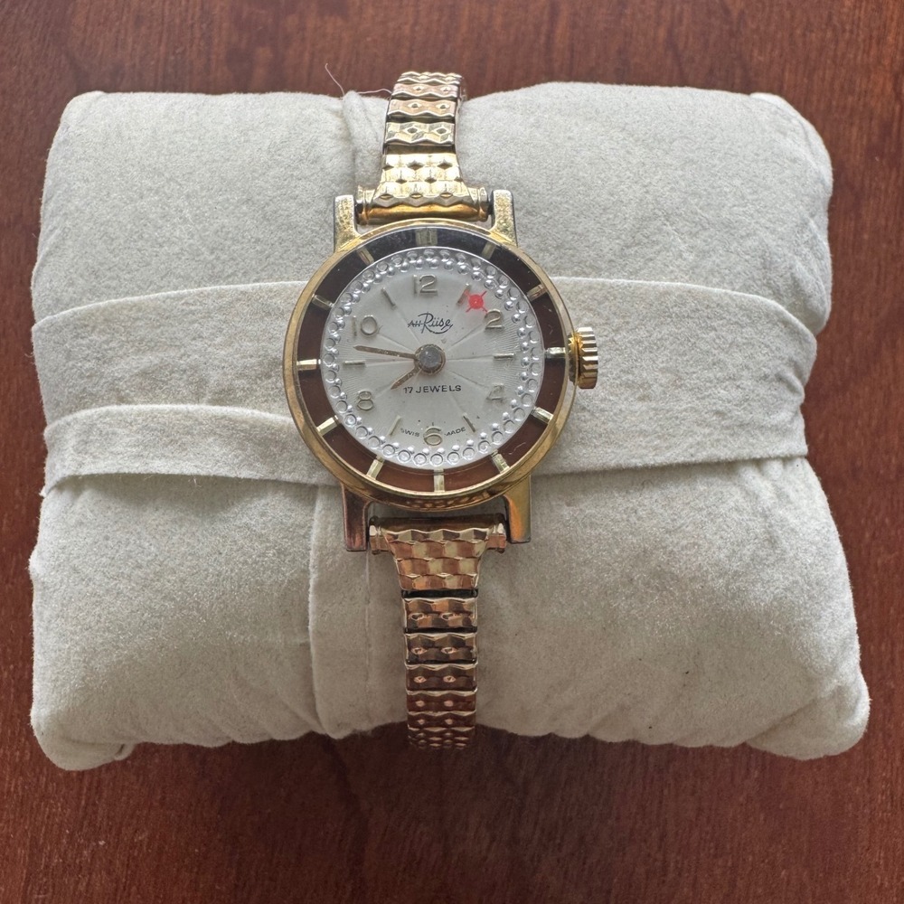 JWB AH Riise Swiss Made Women's 17 Jewels Mechanical Wind-up analog watch